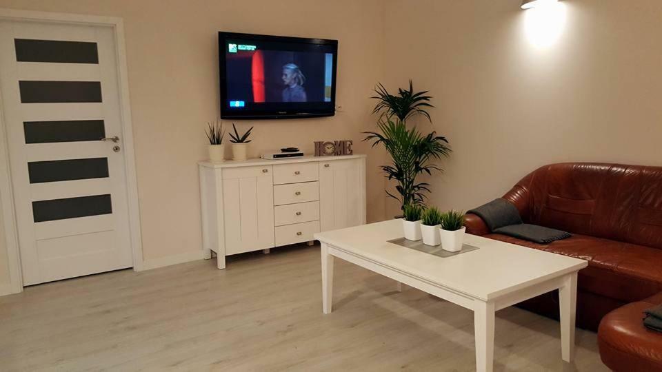 Central Park Apartament 3 Pokojowy Z Tarasem Leba Exterior photo